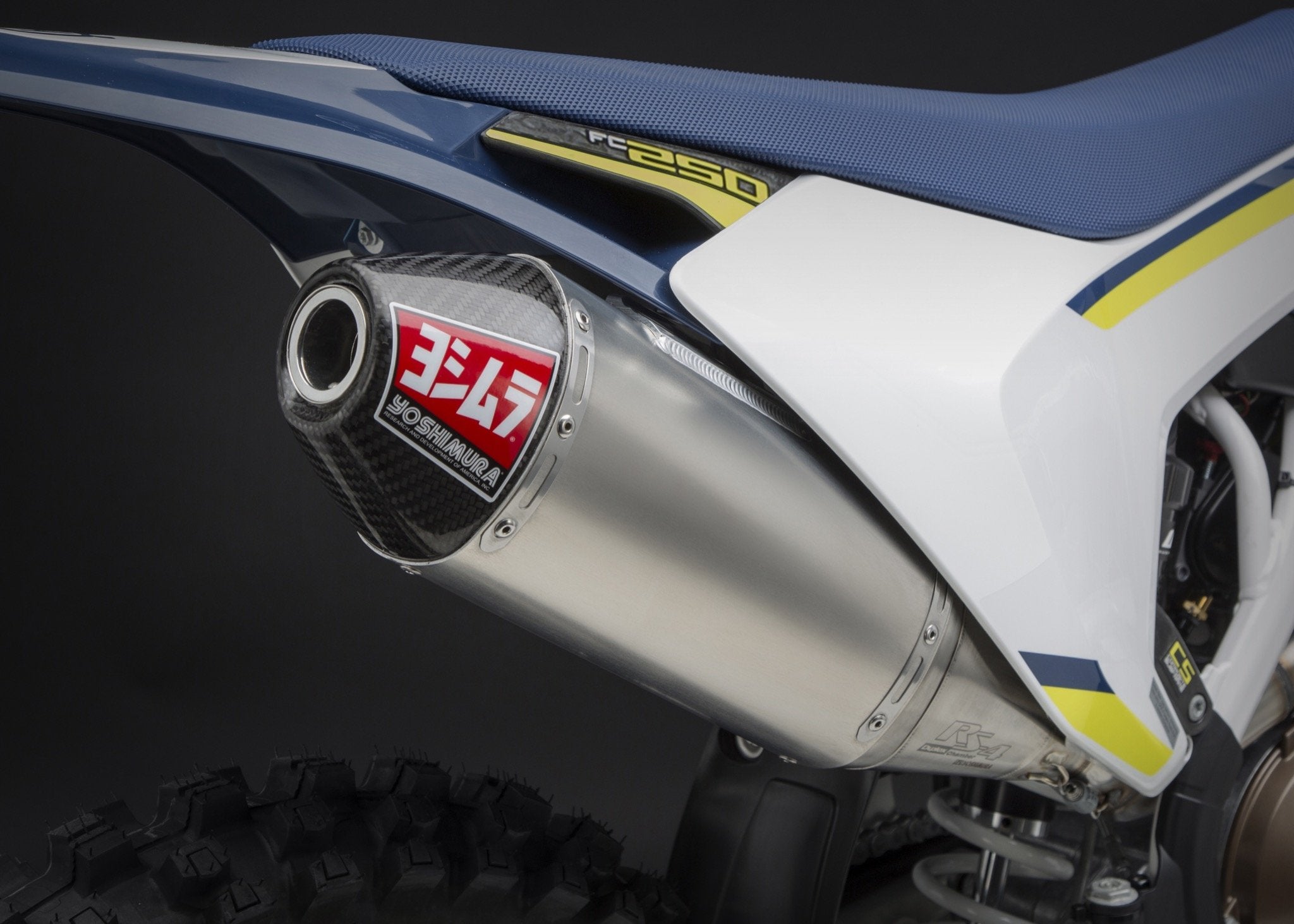 Yoshimura Ktm/Husqvarna 250/350 2016-18 Signature Rs-4 So Ss-Al-Cf