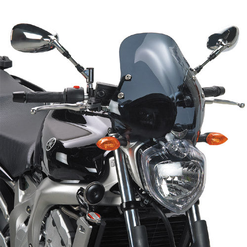 Givi Specific screen, smoked 35 x 36cm (HxW)