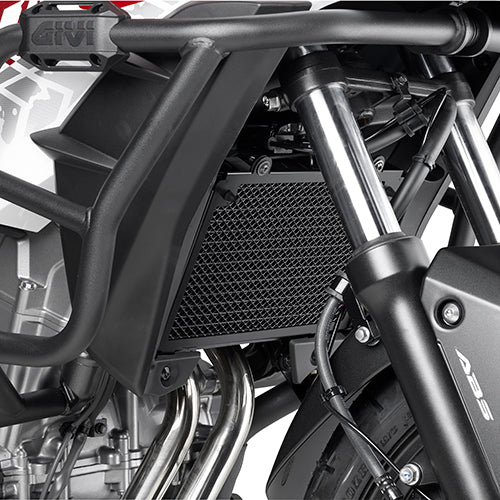* Givi jäähdyttimen suoja musta CB500X (13-17)
