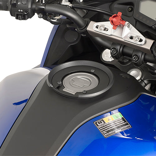 Givi Tanklock kiinnike, Tanklocklaukkujen kiinnittämiseen