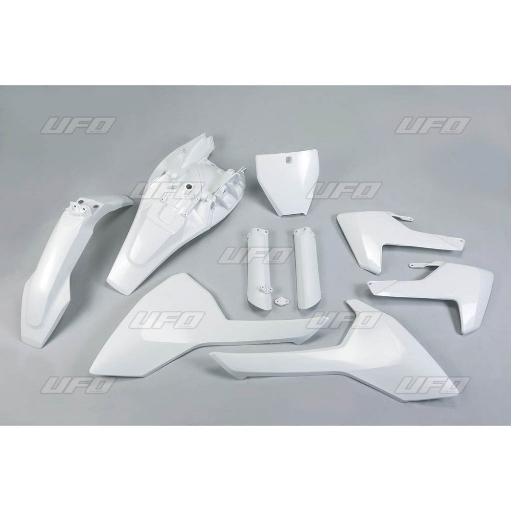 UFO Muovisarja 5-osainen  OEM 999 TC85 18-