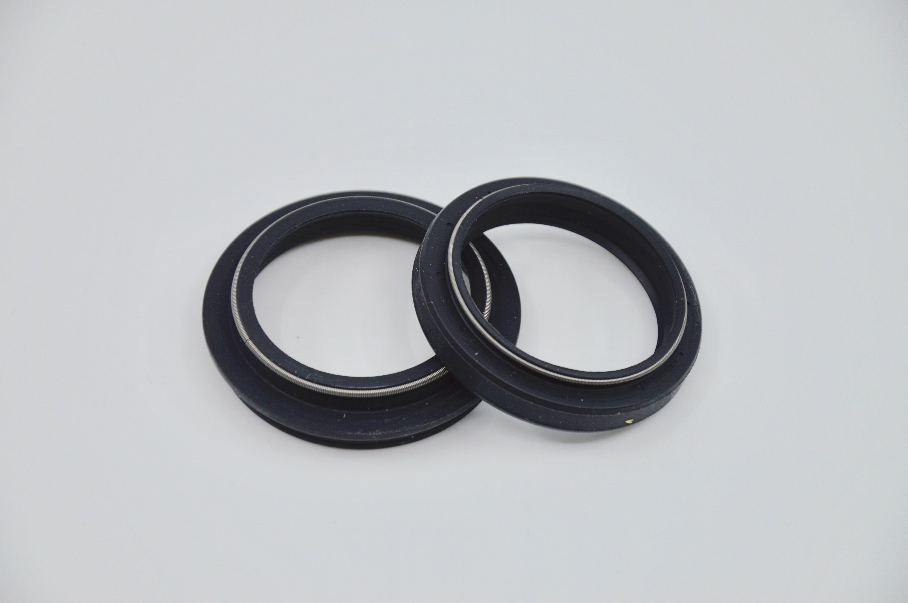 SKF Oil & Dust Seal Yamaha "Black Color" Mm 41 "