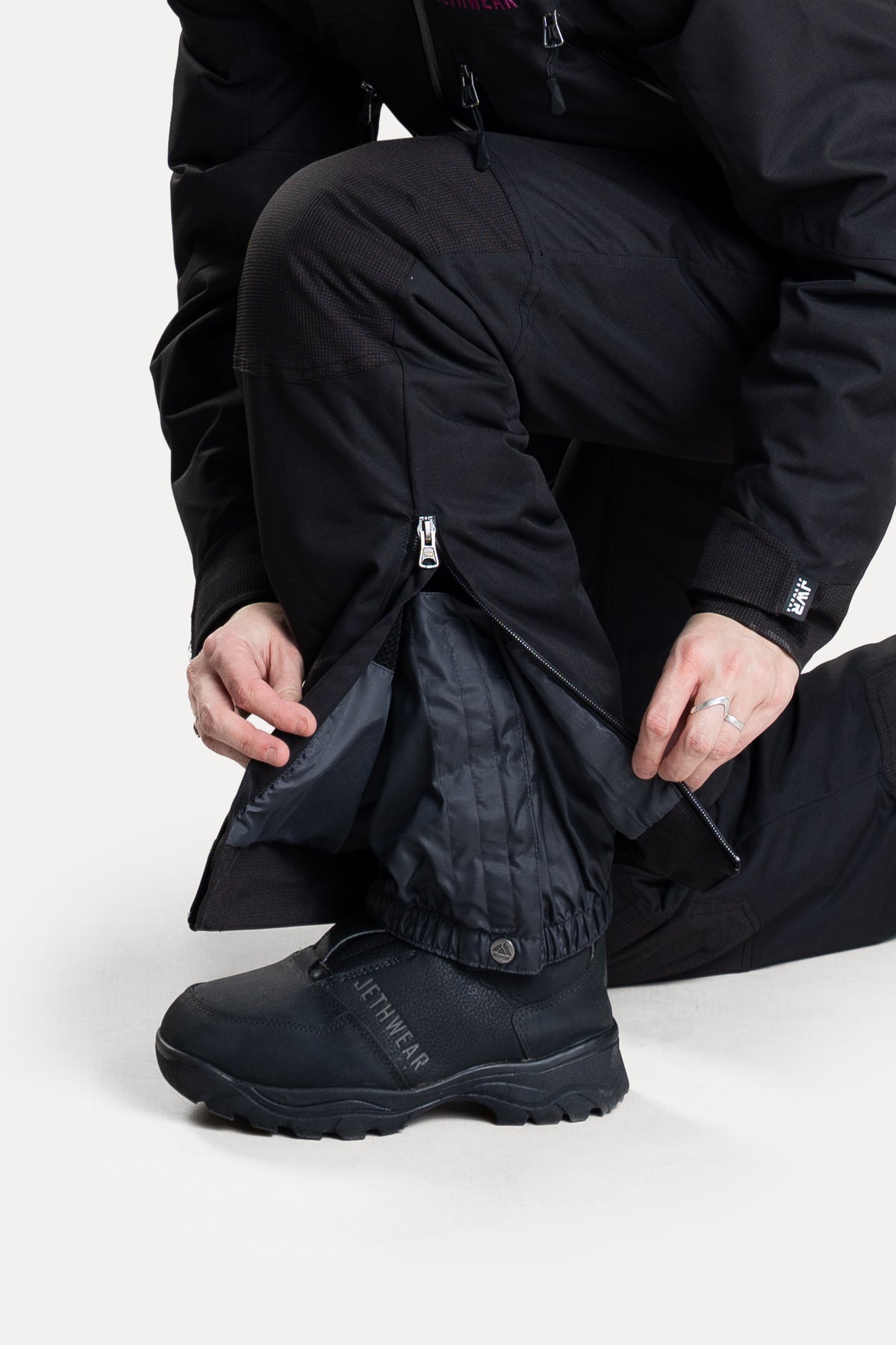 Jethwear Naisten Venture S.A.F.E Kelkkahaalari Black/Flower