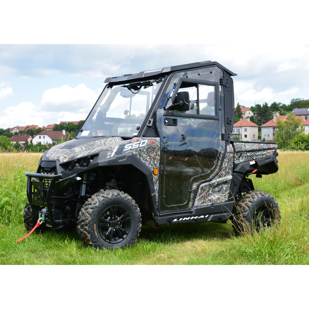 DFK Täysi Ohjaamo Lämmöllä  + pyyhin/pesin Linhai T-Boss 550,570