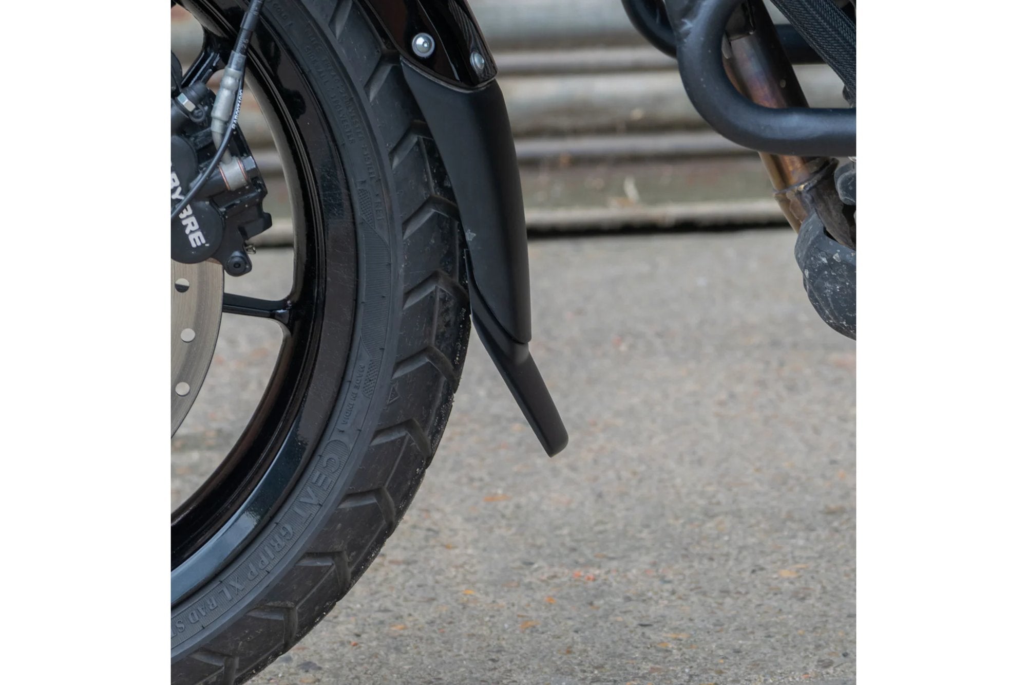 Puig Extenda Fenda Royal Enfield Guerrilla 450 24'-