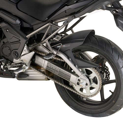 Givi Hugger ketjusuojalla musta Versys 650 (15)