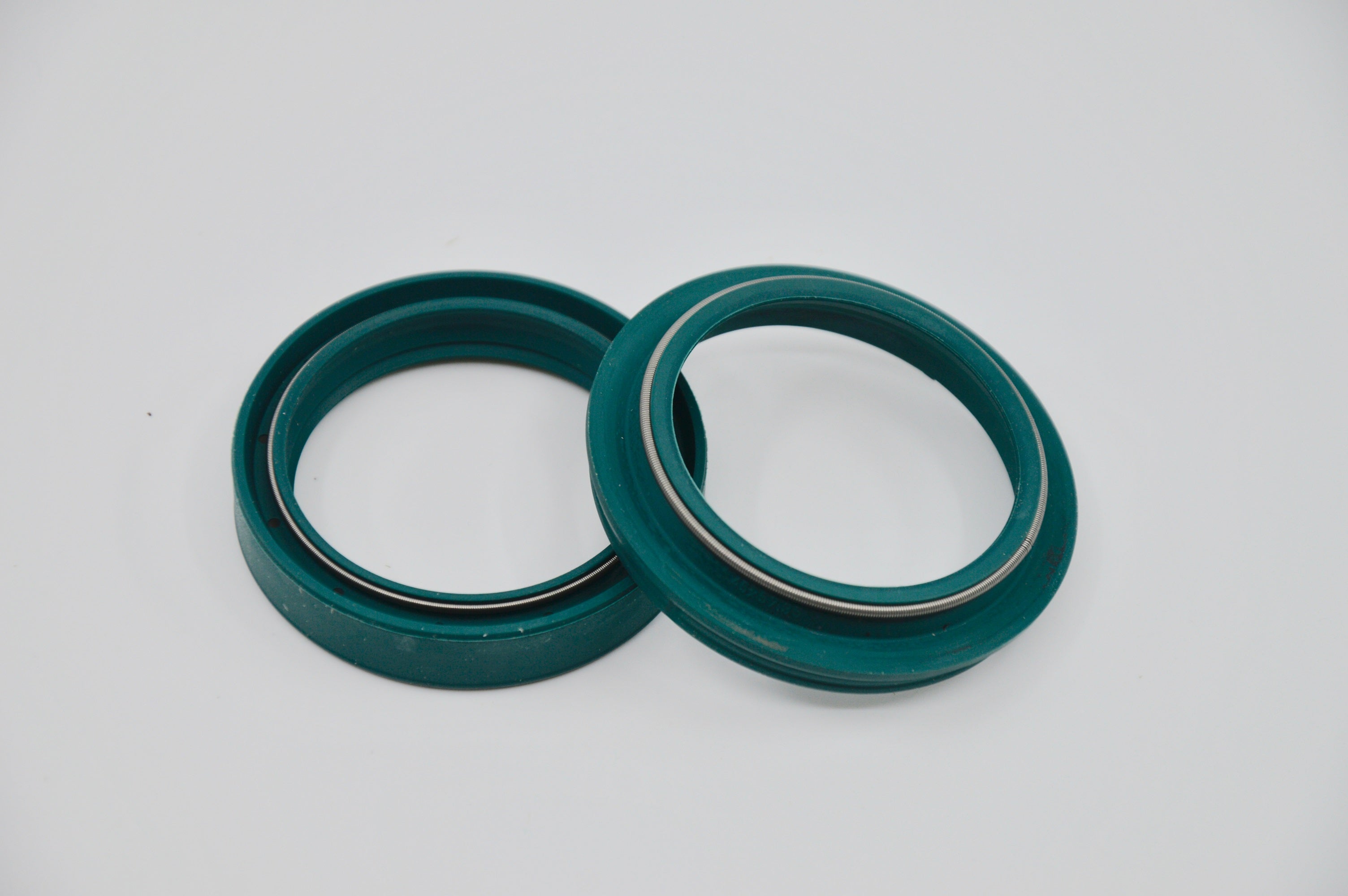 SKF Oil & Dust Seal Kit 45 mm. - SHOWA