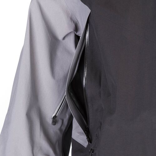 Stealth Kelkkailutakki