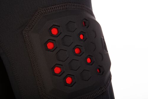 Aggressor Suojapaita 2.0 Selkäsuojalla