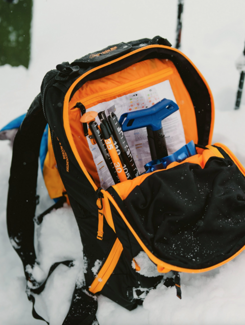 Float™ E2-15 Lumivyöryreppu