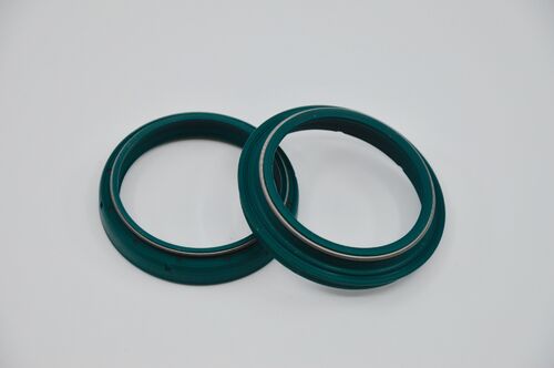 SKF Oil & Dust Seal Kit 48 mm. - SHOWA