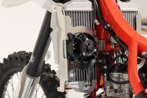 AXP Radiator Braces Red Beta 350RR-390RR-430RR-480RR-500RR 20