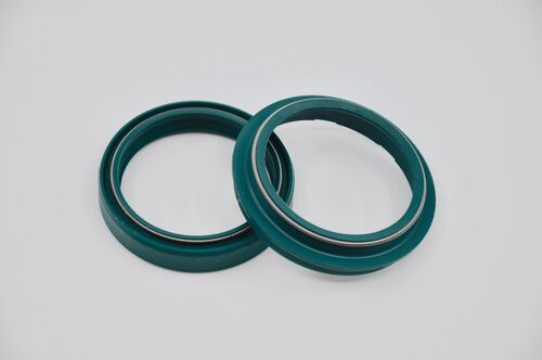 SKF Oil & Dust Seal Kit 47 mm. - SHOWA