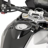 Givi Tanklock kiinnike, Tanklocklaukkujen kiinnittämiseen G 310 R (17)
