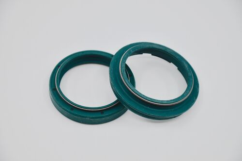 SKF Oil & Dust Seal Kit 46 mm. - ZF SACHS