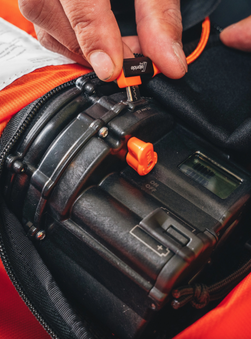 Float™ E2-35 Lumivyöryreppu