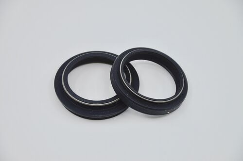 SKF Oil & Dust Seal Yamaha ""Black Color"" Mm 41 "