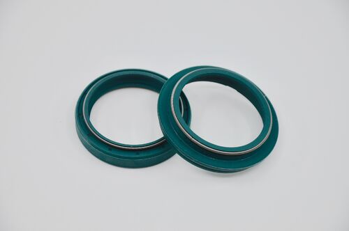 SKF Oil & Dust Seal Kit 43 mm. - SHOWA
